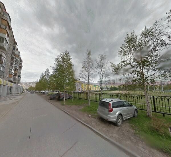 Банкомат Газпромбанка в Нижневартовске, улица Дружбы Народов 16