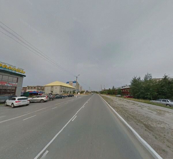 Банкомат Ханты-Мансийского Банка в Ноябрьске, улица Холмогорская 21