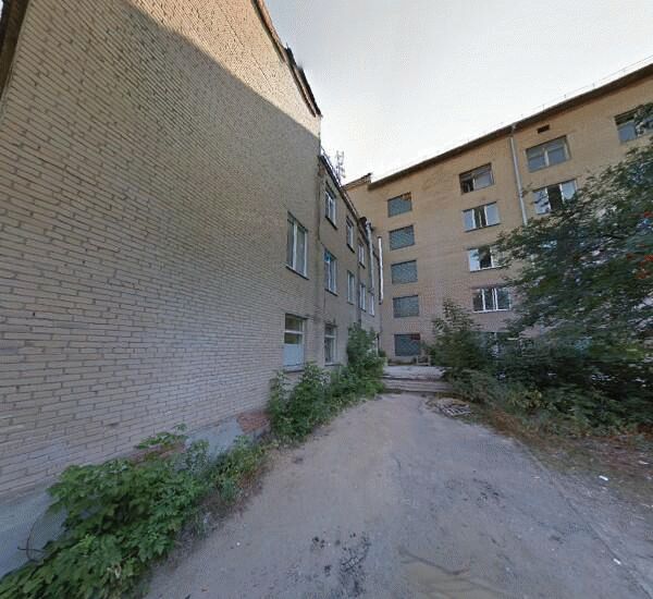 Банкомат Уральского Банка Реконструкции и Развития в Миассе, улица Ильмен-Тау 3