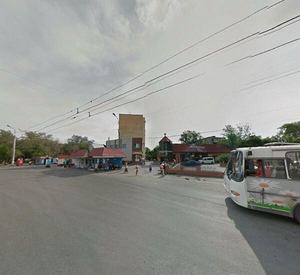 Банкомат Ханты-Мансийского Банка в Кургане, улица Карбышева 10а