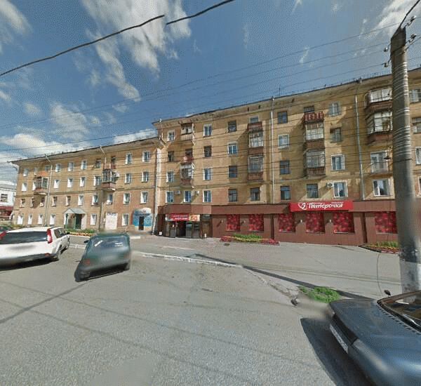 Банкомат Уральского Банка Реконструкции и Развития в Кирове, улица Карла Маркса 80