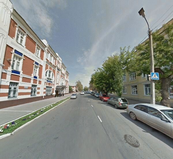 Банкомат Уральского Банка Реконструкции и Развития в Оренбурге, ул. Ленинская,  д. 25