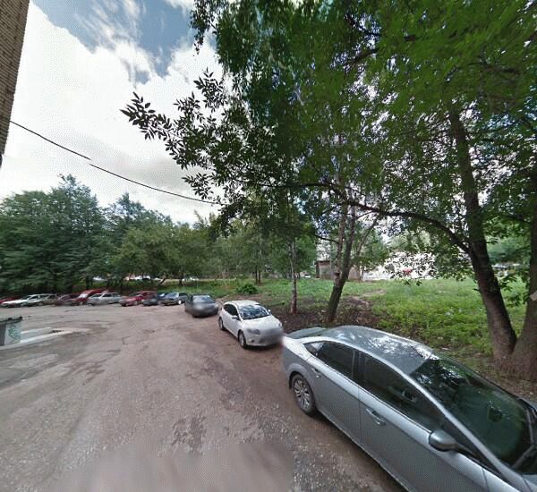 Банкомат Райффайзенбанка в Ижевске, улица Максима Горького 156