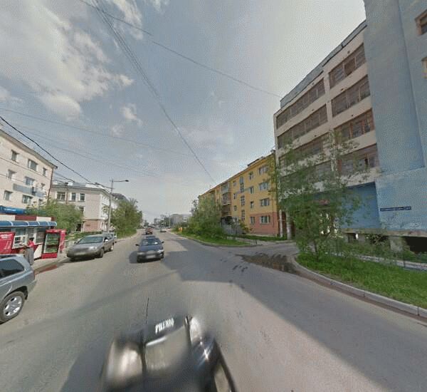 Банкомат Восточного Экспресс Банка в Якутске, ул. Орджоникидзе,  д. 44