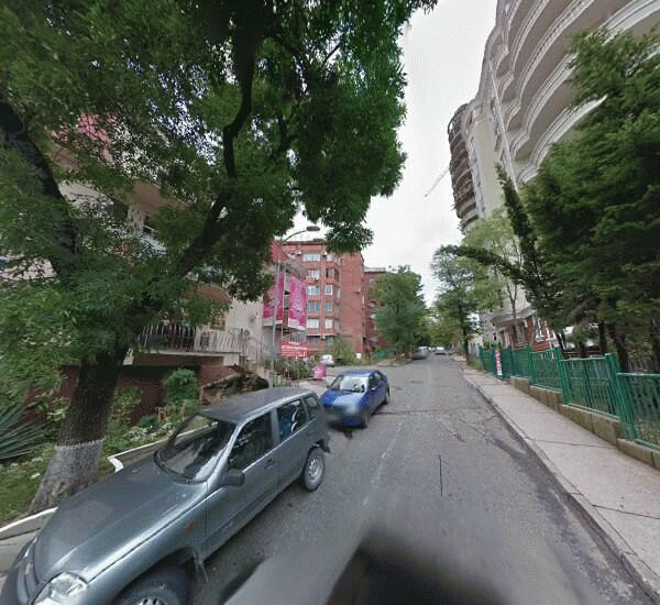 Банкомат ЮГ-Инвестбанка в Сочи, улица Пирогова 10