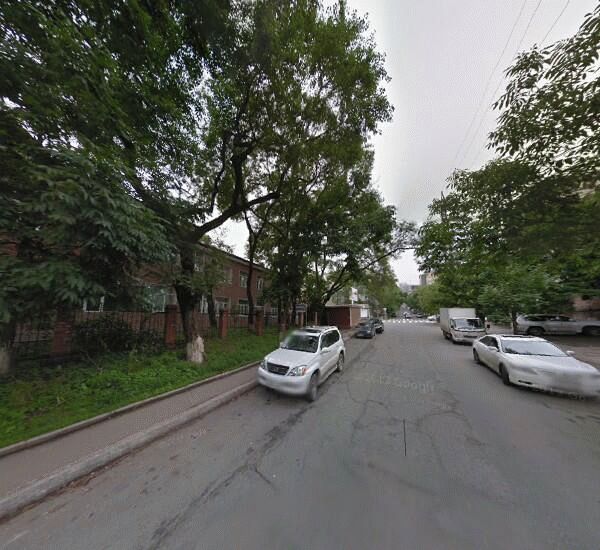 Банкомат Балтийского Банка в Владивостоке, улица Прапорщика Комарова 12