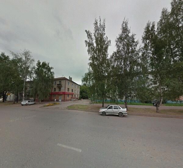 Банкомат Сбербанка России в Кирове, ул. Сурикова,  3