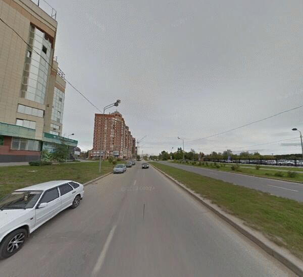 Банкомат Сбербанка России в Сургуте, ул. Университетская,  д. 5