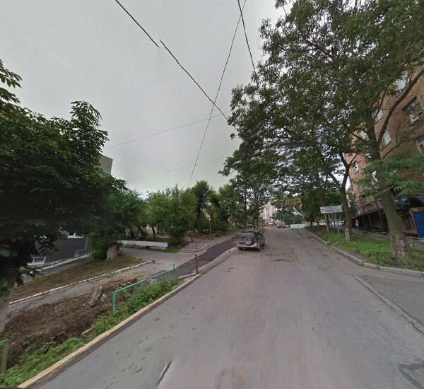 Банкомат Азиатско-Тихоокеанского банка в Владивостоке, улица Уткинская 7