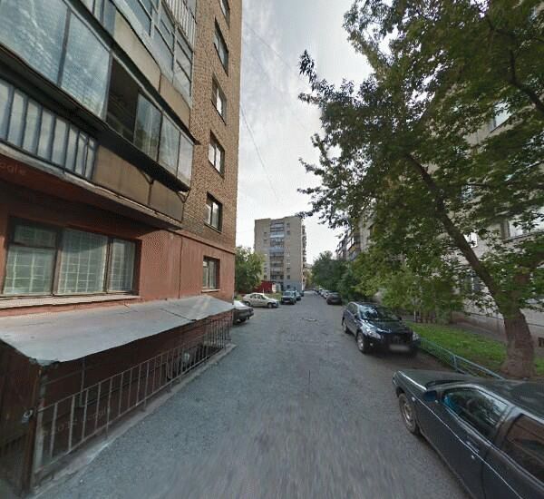 Банкомат Челиндбанка в Магнитогорске, улица Вокзальная 126