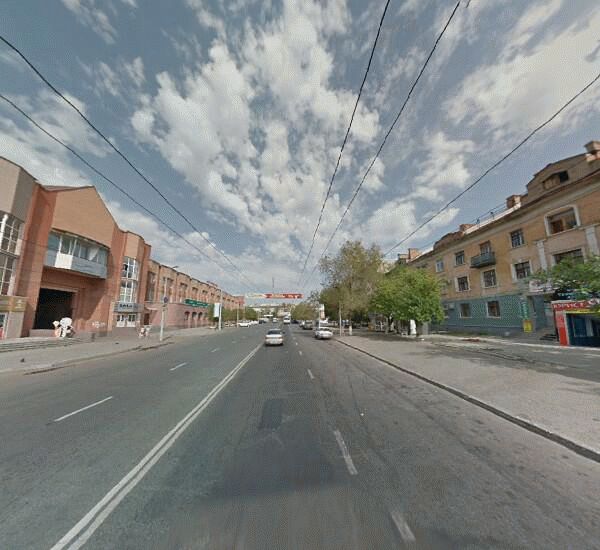 Банкомат Уральского Банка Реконструкции и Развития в Оренбурге, улица Володарского 22