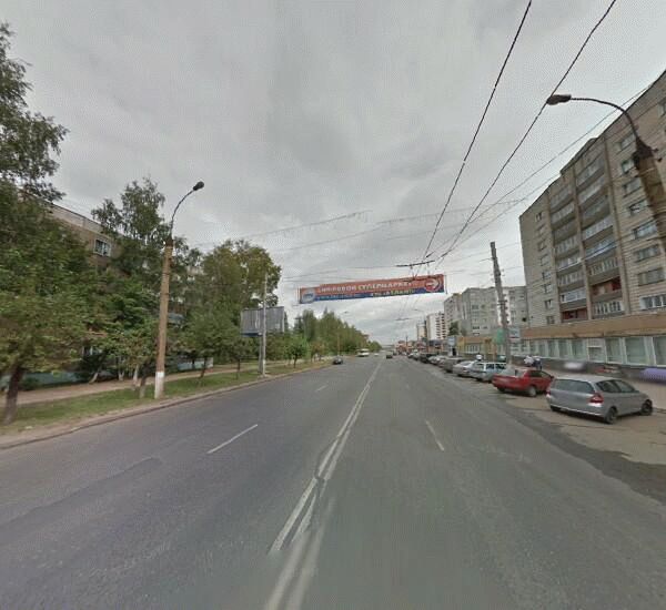 Банкомат Уральского Банка Реконструкции и Развития в Кирове, улица Воровского 112