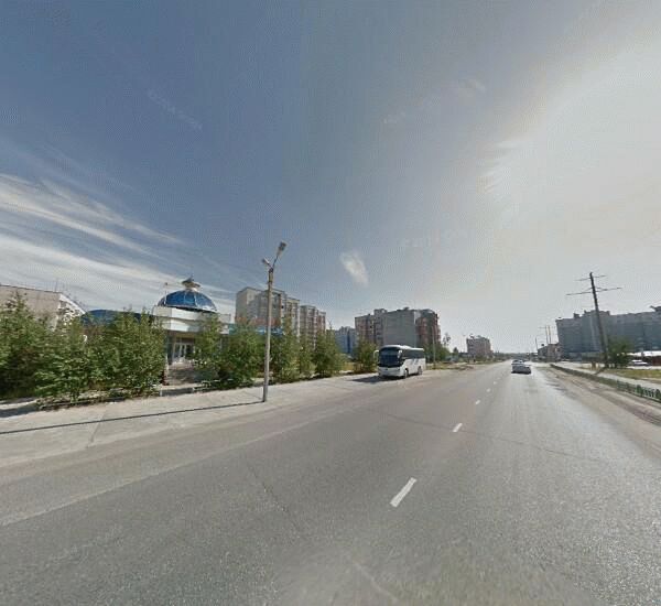 Банкомат Ханты-Мансийского Банка в Ноябрьске, улица Высоцкого 24