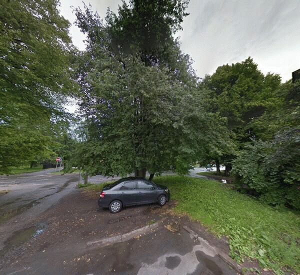 Отделение Сбербанка России в Санкт-Петербурге, г. Петродворец, Санкт Петербургский пр., д. 2