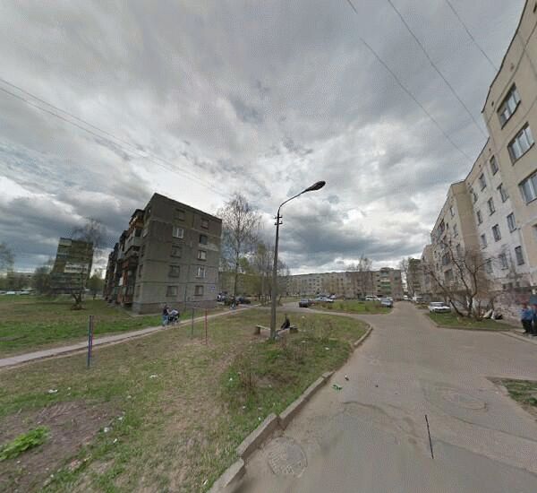 г. Тихвин, 3 й м/р, д. 4 Отделение Сбербанка России в Санкт-Петербурге, г. Тихвин, 3 й м/р, д. 4