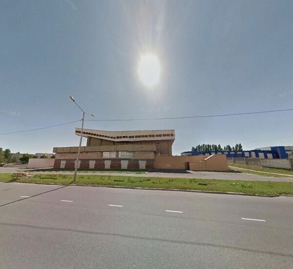 Отделение Райффайзенбанка в Старом Осколе, микрорайон Буденного 16