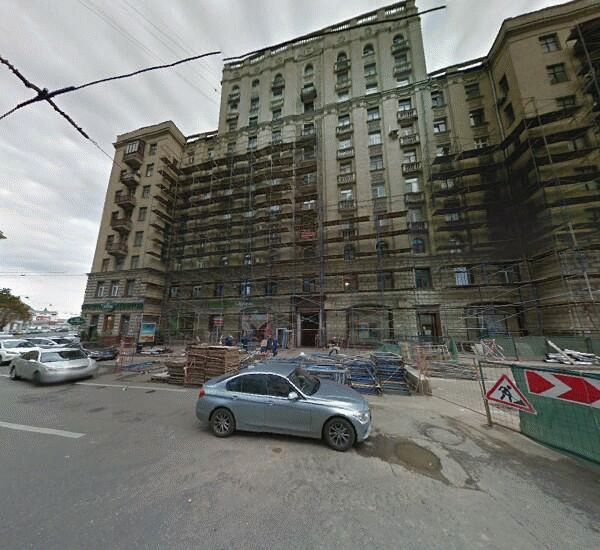 Отделение Райффайзенбанка в Москве, пер. Орликов,  д. 8