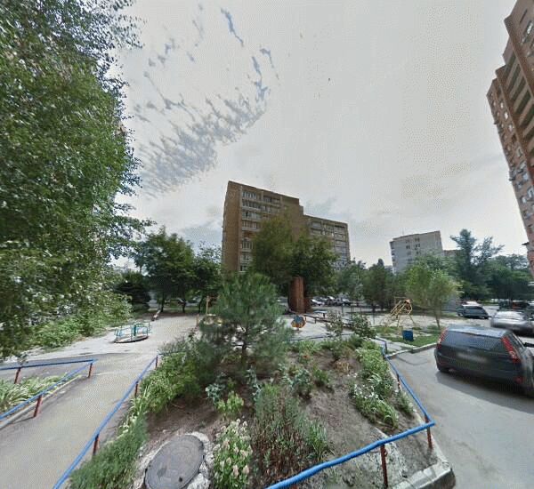 Отделение Московского Индустриального банка в Ростове-на-Дону, просп. Сельмаш,  д. 20/51