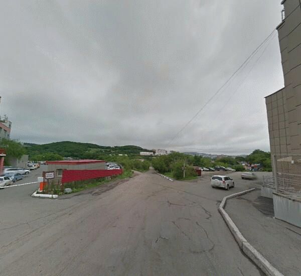 Отделение Сбербанка России в Владивостоке, просп. 100 летия Владивостока,  150в