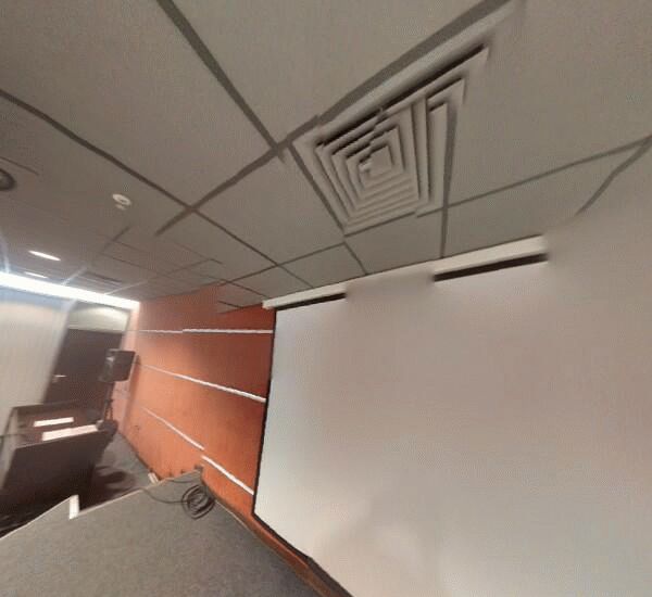 Отделение Уральского Банка Реконструкции и Развития в Новокузнецке, просп. Ермакова,  д. 9а