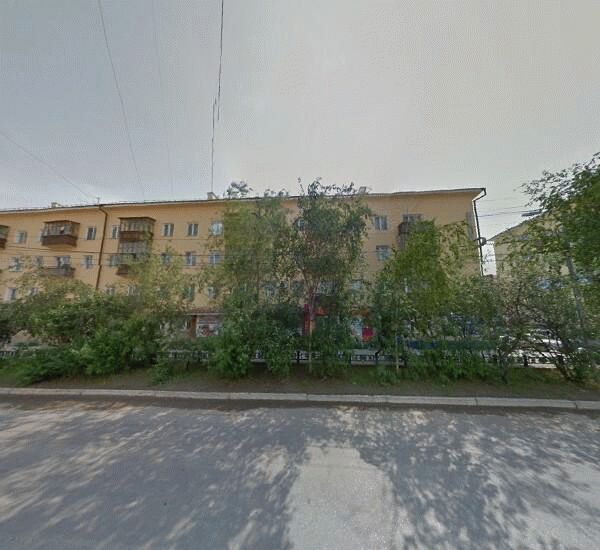 Отделение Собинбанка в Якутске, проспект Ленина 8