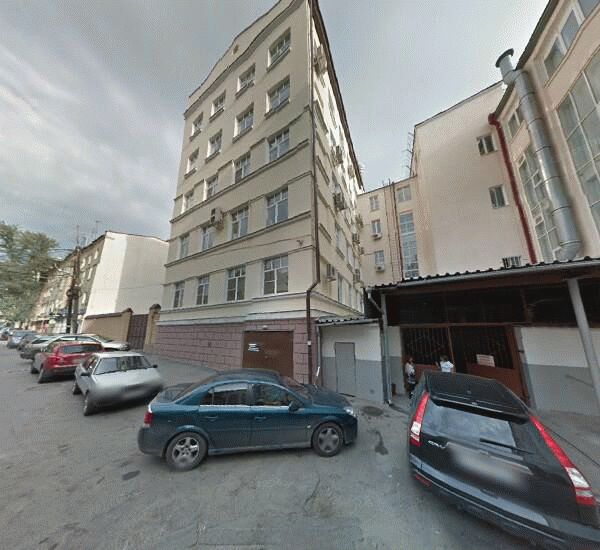 Отделение Гута-Банка в Ростове-на-Дону, ул. Б. Садовая, д. 46, лит. А., ТЦ «ЦУМ», 1-й этаж 