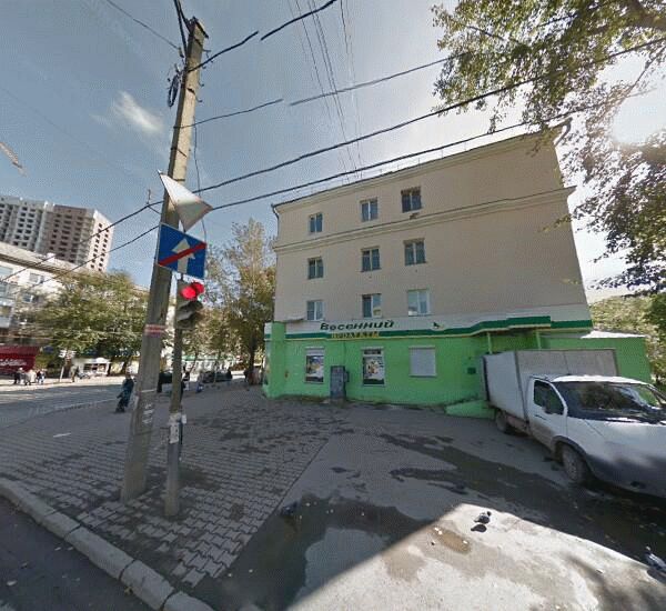 Отделение Сбербанка России в Екатеринбурге, ул. Щорса,  29