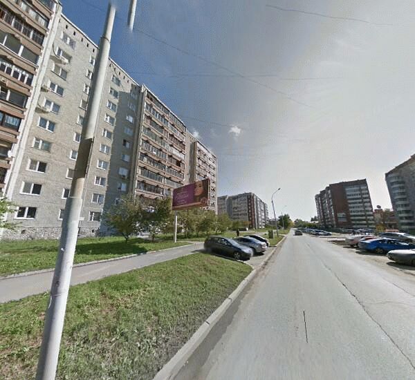 Отделение Уральского Банка Реконструкции и Развития в Екатеринбурге, ул. Чайковского,  д. 75