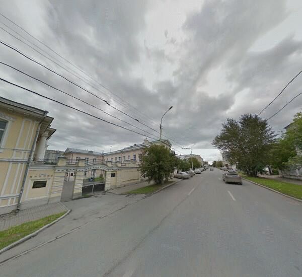 Отделение банка «Нейва» в Екатеринбурге, ул. Чапаева,  д. 3а