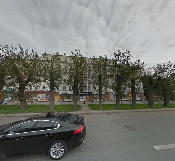 Отделение Сбербанка России в Екатеринбурге, ул. Челюскинцев, д. 64