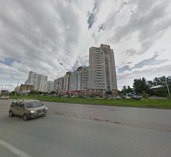 Отделение Уральского Банка Реконструкции и Развития в Екатеринбурге, ул. Чкалова,  д. 5