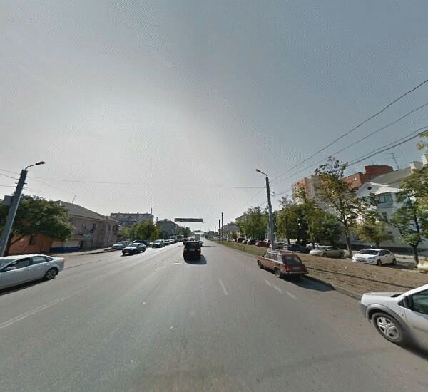 Отделение Уральского Банка Реконструкции и Развития в Челябинске, ул. Доватора,  д. 48