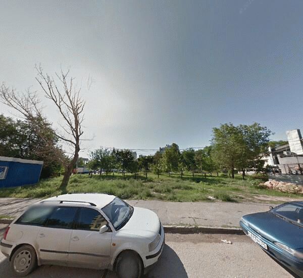 Отделение Всероссийского банка развития регионов в Волгограде, ул. Калинина,  д. 19а