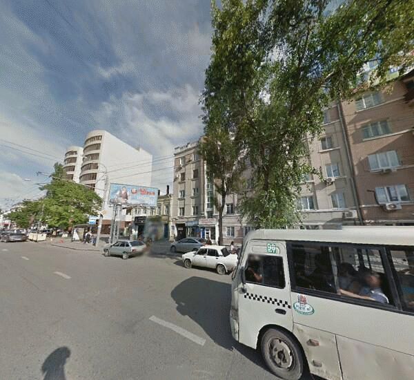 Отделение Газпромбанка в Ростове-на-Дону, ул. Красноармейская,  д. 124/56