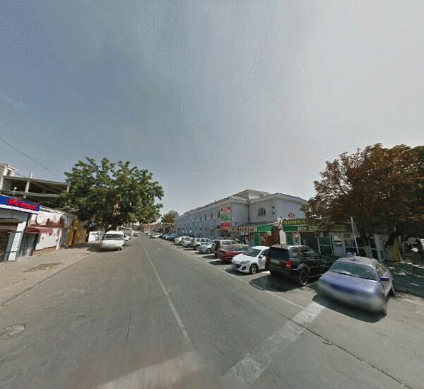 Отделение ЮниКредита в Краснодаре, ул. Красноармейская,  д. 64/1