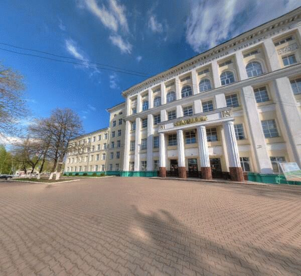 Отделение Социнвестбанка в Уфе, ул. М. Пинского, д. 1 (ул. Комарова, д. 28)