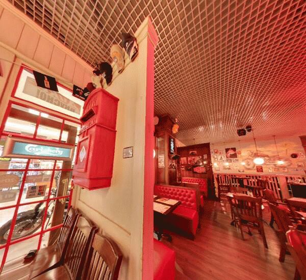 Отделение Уральского Банка Реконструкции и Развития в Екатеринбурге, ул. Малышева, д. 5 