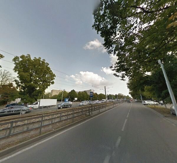 Отделение Росбанка в Краснодаре, ул. Московская,  д. 79/1