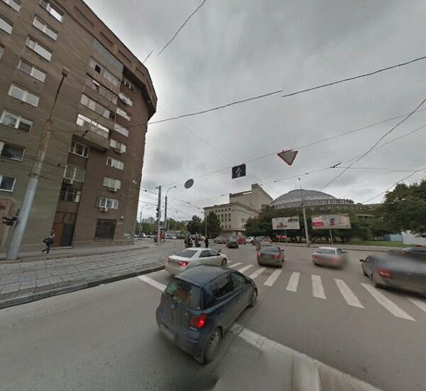 Отделение Банка «Левобережный» в Новосибирске, ул. Орджоникидзе,  д. 33