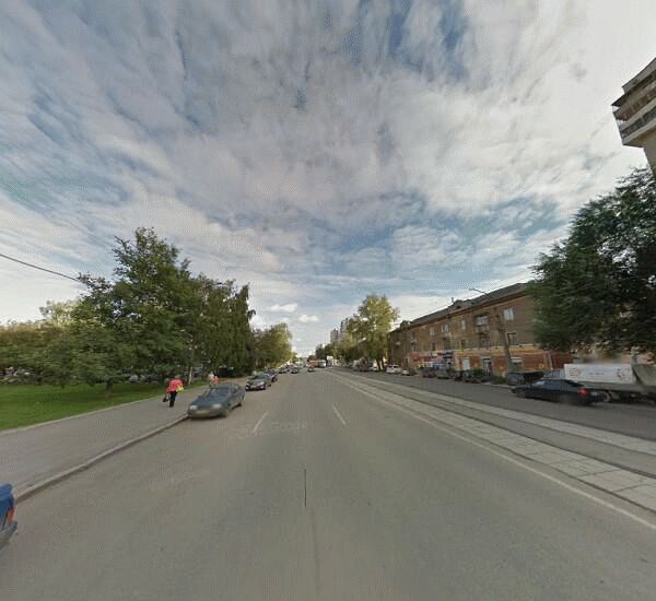 ул. Победы, д. 36/ул. Индустрии, д. 50 Отделение Уральского Банка Реконструкции и Развития в Екатеринбурге, ул. Победы, д. 36/ул. Индустрии, д. 50