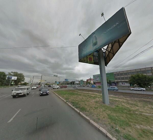 Отделение Уральского Банка Реконструкции и Развития в Челябинске, ул. Труда, д. 166 