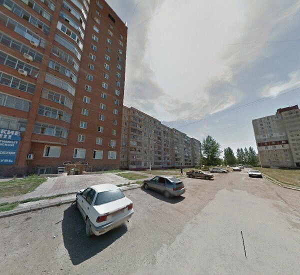 Отделение Уральского Банка Реконструкции и Развития в Уфе, ул. Гагарина,  д. 24/2