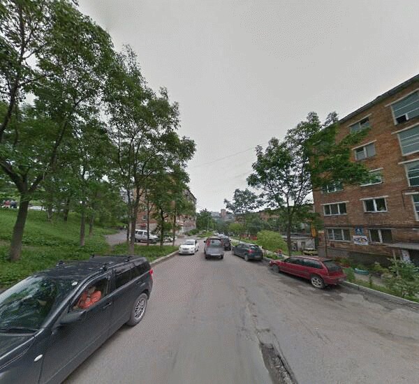 Отделение Восточного Экспресс Банка в Владивостоке, ул. Адмирала Юмашева,  д. 4