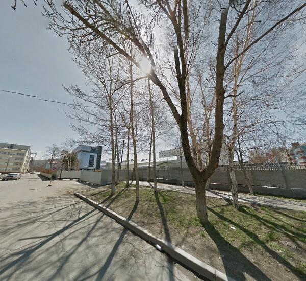 Отделение Азиатско-Тихоокеанского банка в Южно-Сахалинске, ул. Комсомольская,  д. 165