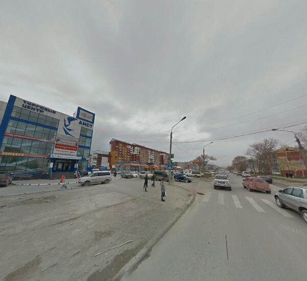 Отделение Сбербанка России в Южно-Сахалинске, улица Комсомольская 241/1