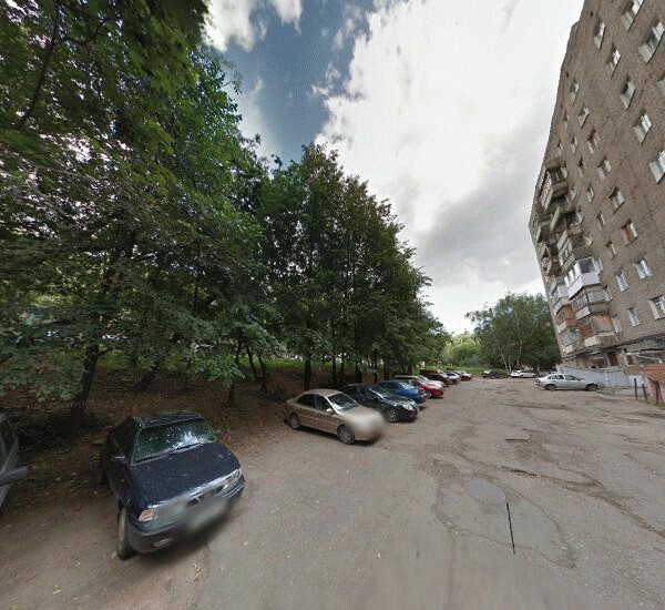 Отделение Райффайзенбанка в Ижевске, улица Максима Горького 156