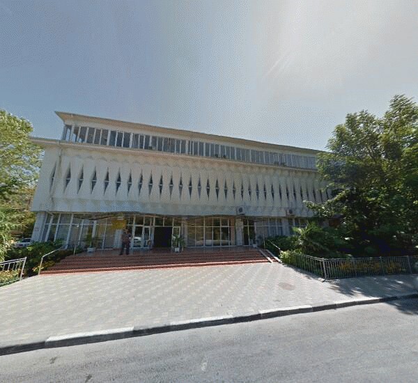 Отделение Сбербанка России в Сочи, ул. Садовая,  70