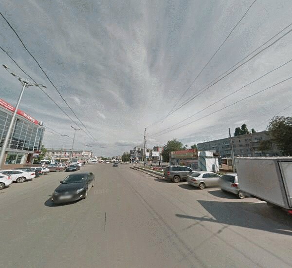 Отделение Уральского Банка Реконструкции и Развития в Саратове, улица Танкистов 1