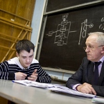 Студенты не получат в долг