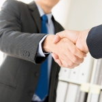 Законные сделки не проводить